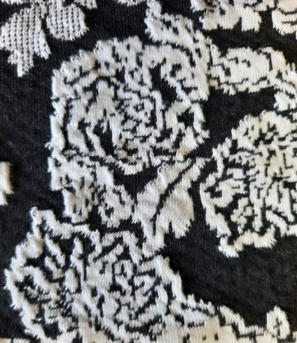 Jacquard-Strick Blumen schwarz-weiß (992092)