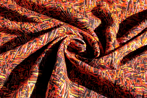 Viskose-Druck schwarz-rot- orange-gelb (992147)