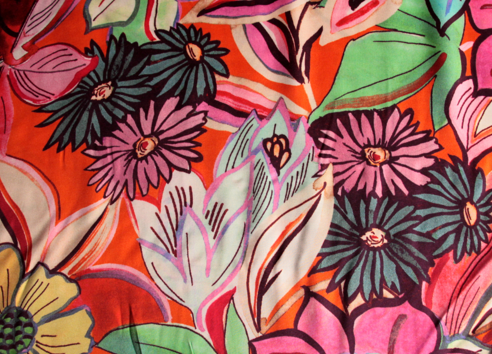 Viskose Satin Retro-Flowers (992112)